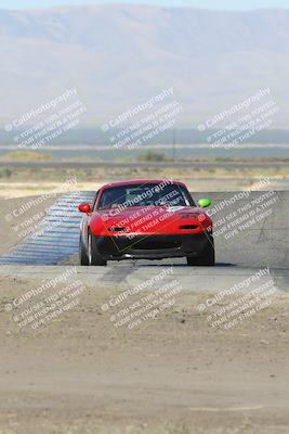 media/Sep-15-2024-Speed Ventures (Sun) [[7a54f7ed2f]]/Purple Group/Session 1 (Outside Grapevine)/